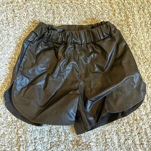 Collision faux leather running style short
